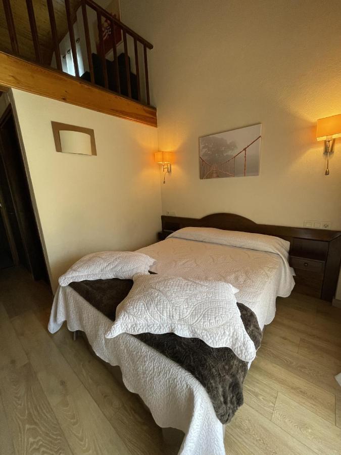 Hotel Avet La Coma I La Pedra Екстер'єр фото