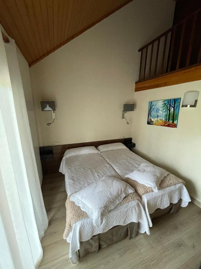 Hotel Avet La Coma I La Pedra Екстер'єр фото