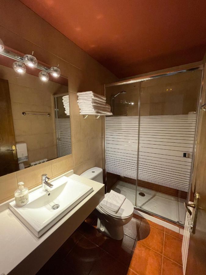 Hotel Avet La Coma I La Pedra Екстер'єр фото