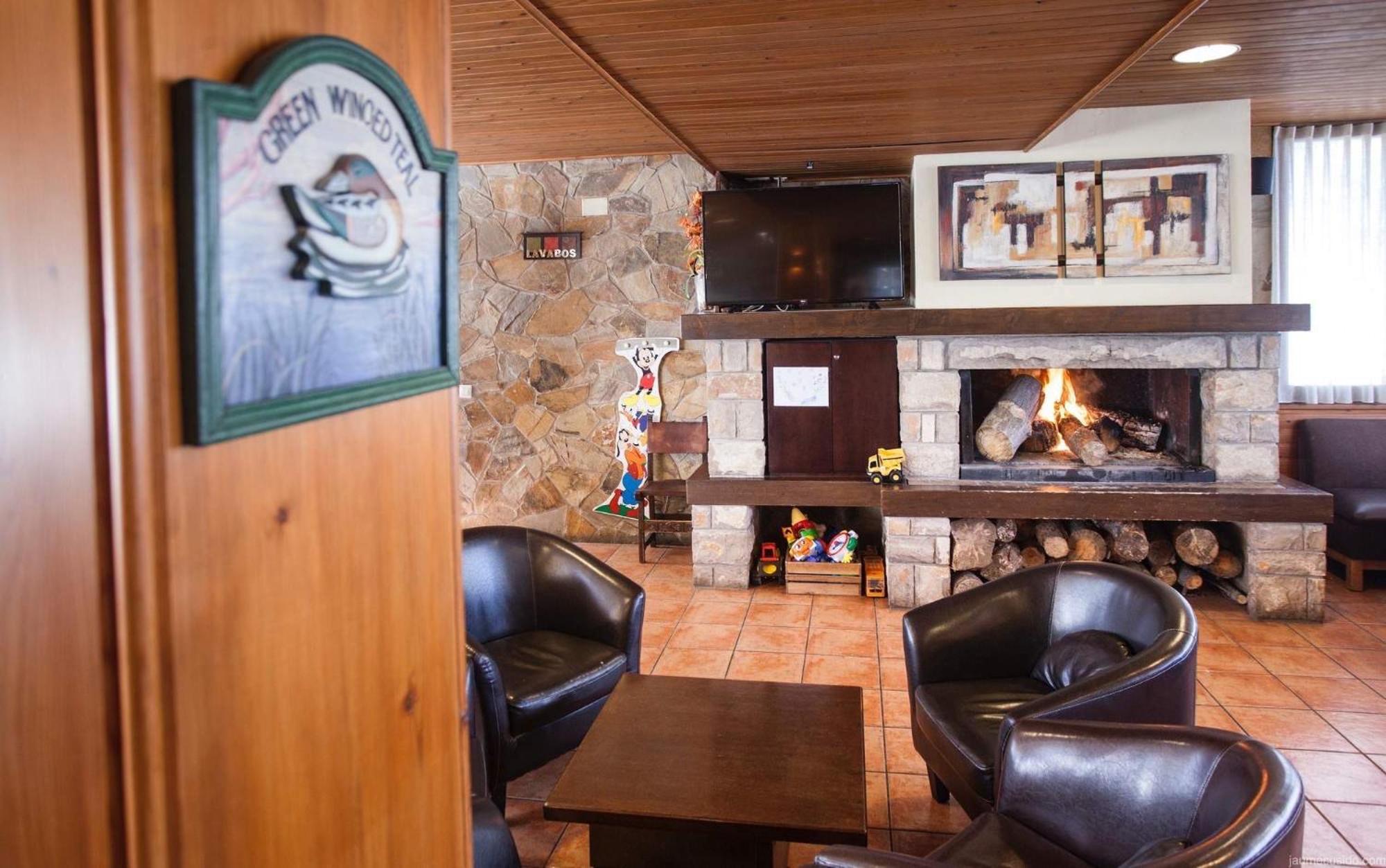 Hotel Avet La Coma I La Pedra Екстер'єр фото